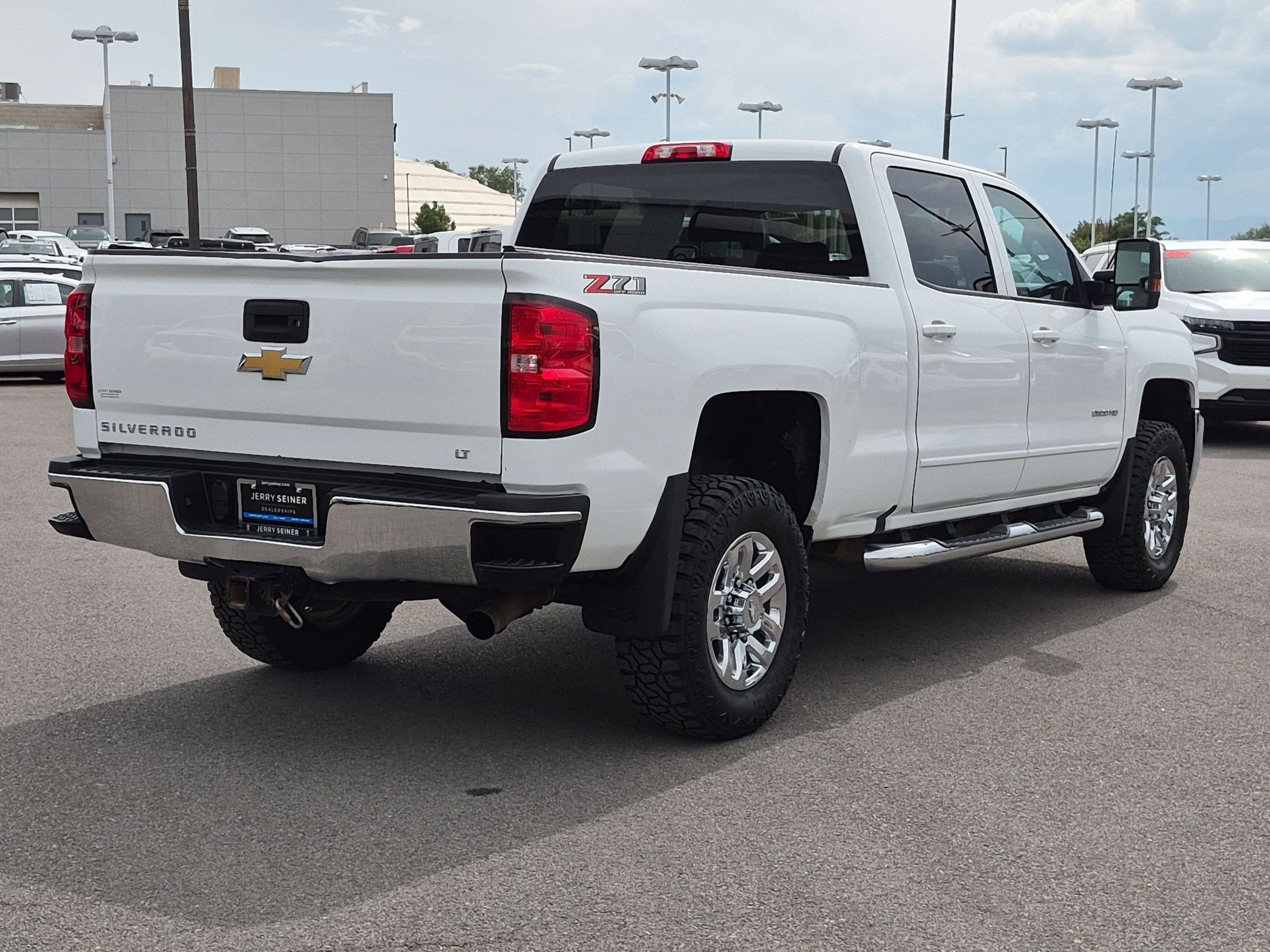 Used 2019 Chevrolet Silverado 2500 LT w/ Z71 Package, Off-Road AWD/4WD image 5