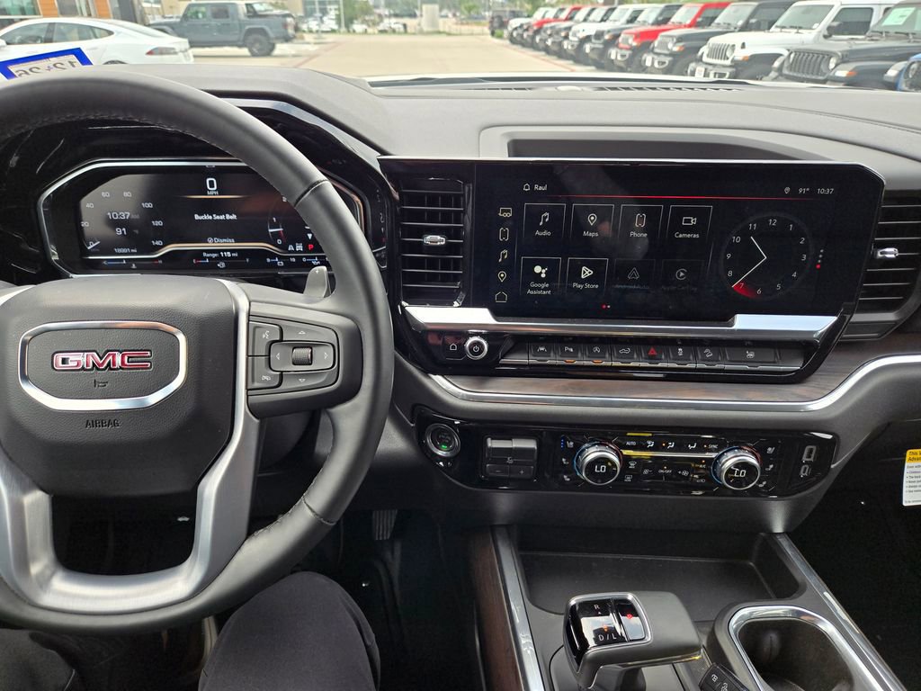 Used 2024 GMC Sierra 1500 SLT AWD/4WD image 10