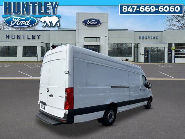 Used 2023 Mercedes-Benz Sprinter 2500 image 5