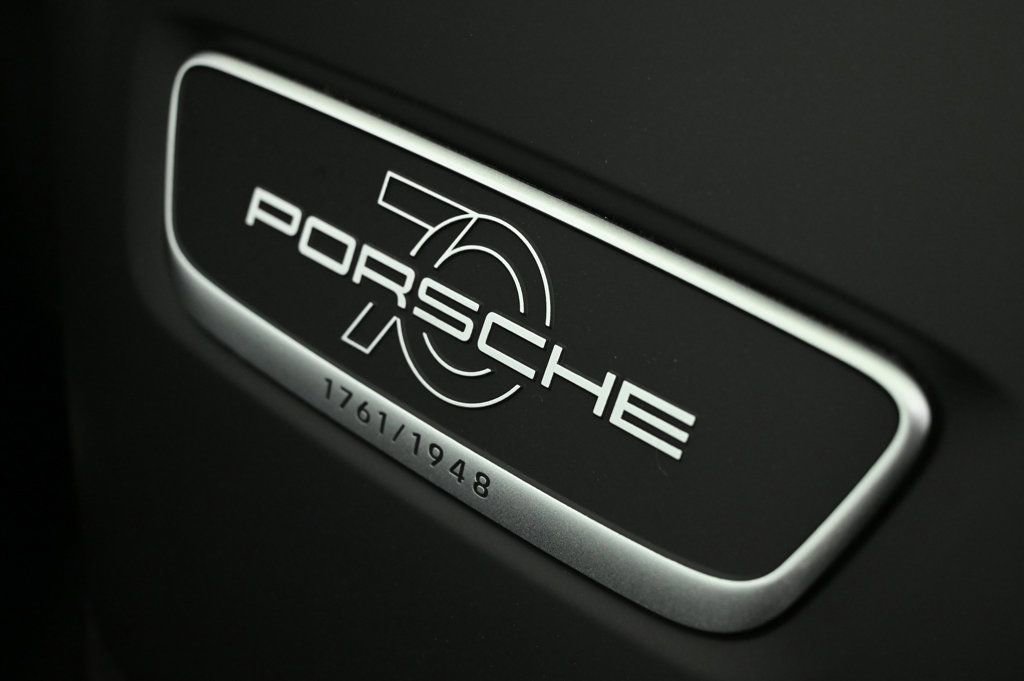 Used 2019 Porsche 911 Speedster image 23