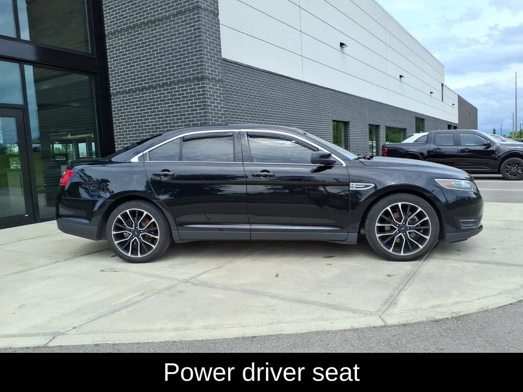 Used 2018 Ford Taurus SEL w/ Equipment Group 201A AWD/4WD image 8