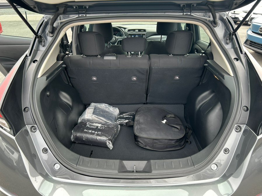 Used 2025 Nissan Leaf S FWD image 45