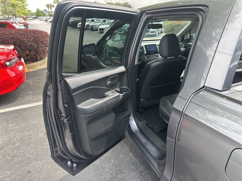 Used 2017 Honda Ridgeline RTL-T image 12