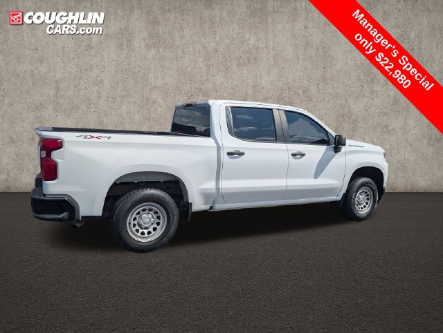 Used 2022 Chevrolet Silverado 1500 W/T w/ WT Value Package AWD/4WD image 9