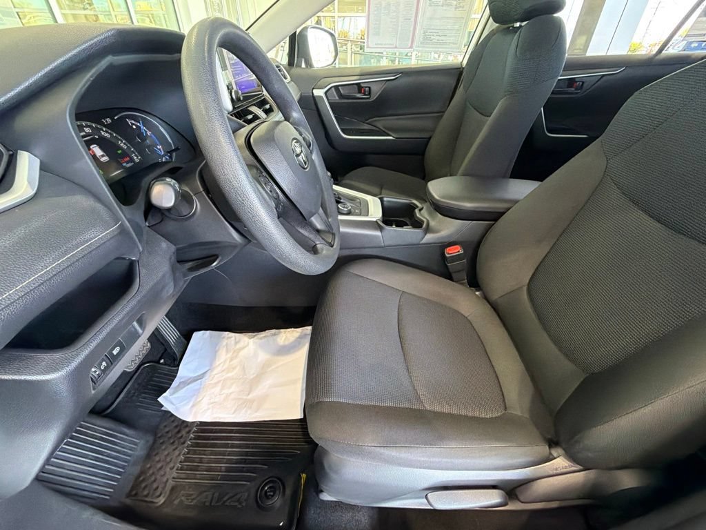 Certified 2025 Toyota RAV4 LE AWD/4WD image 20