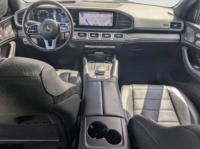 Used 2022 Mercedes-Benz GLS 450 4MATIC image 16