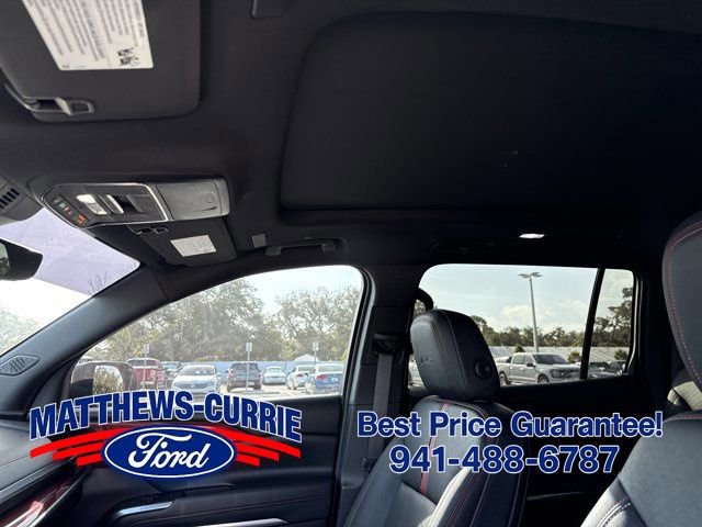 Used 2024 Chevrolet Traverse RS w/ LPO, Floor Liner Package FWD image 10