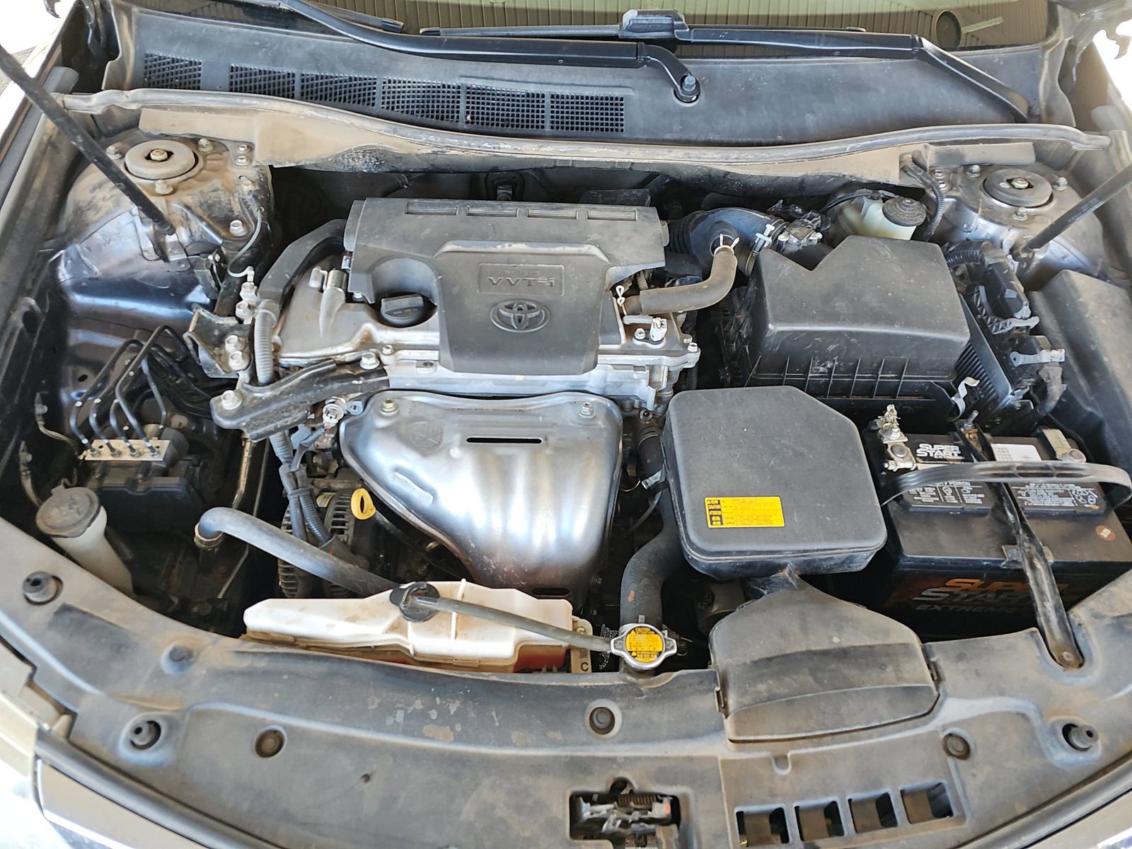 Used 2014 Toyota Camry LE image 16