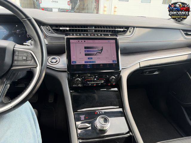 Certified 2022 Jeep Grand Cherokee Limited image 17