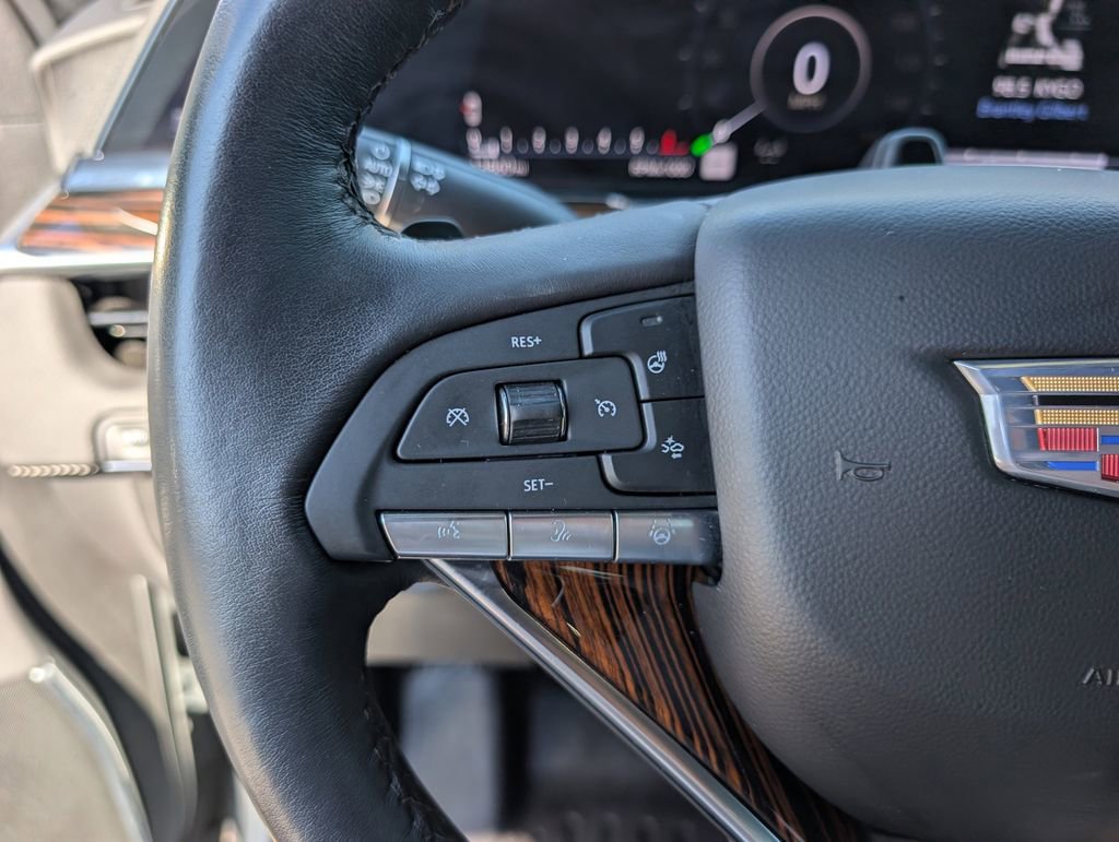 Used 2023 Cadillac Escalade ESV Premium Luxury w/ LPO, Floor Liner Package AWD/4WD image 23