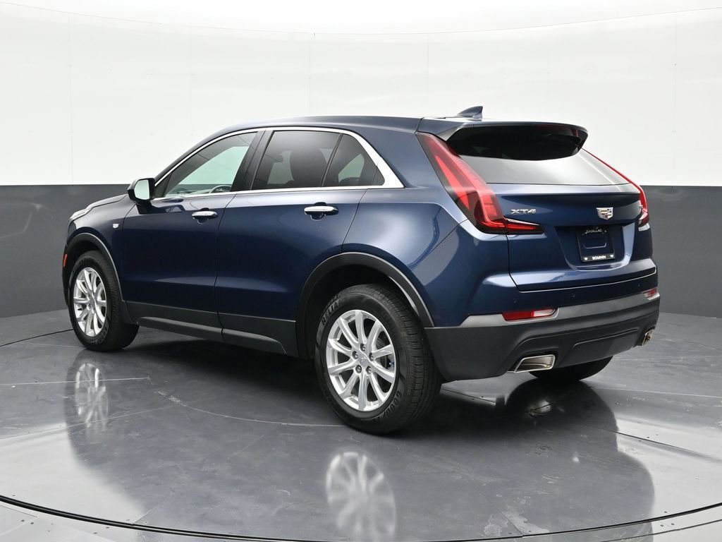 Certified 2021 Cadillac XT4 Luxury w/ Driver Awareness Package image 3