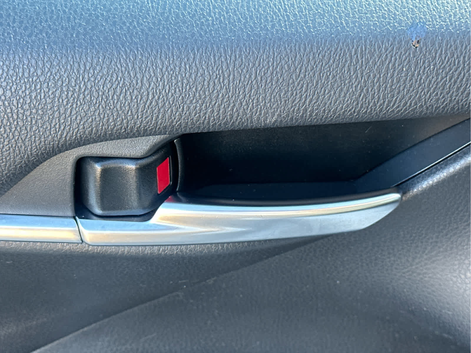 Used 2024 Toyota Camry SE image 17