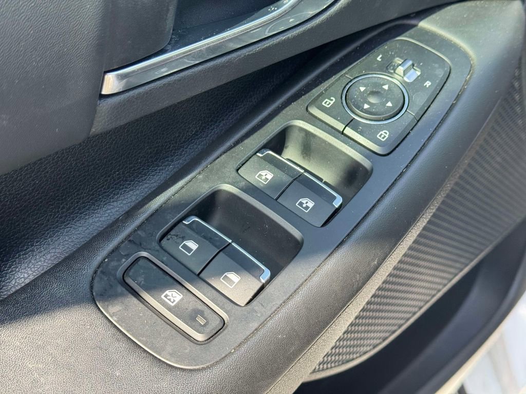 Used 2023 Hyundai Sonata SEL FWD image 15