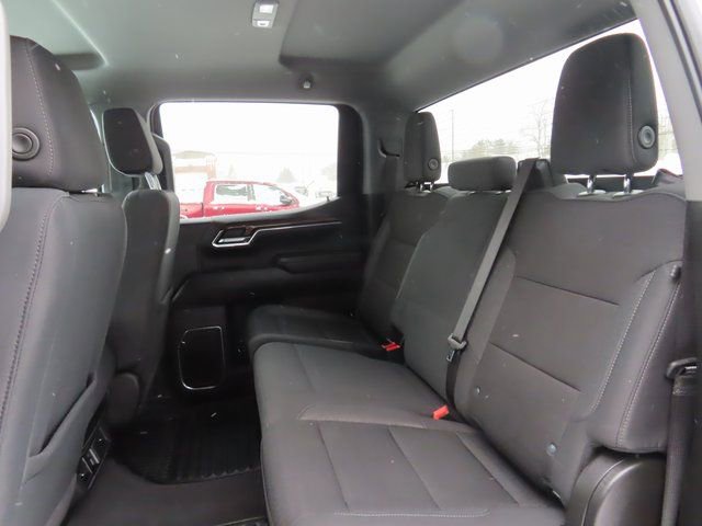 Used 2024 Chevrolet Silverado 1500 LT image 24