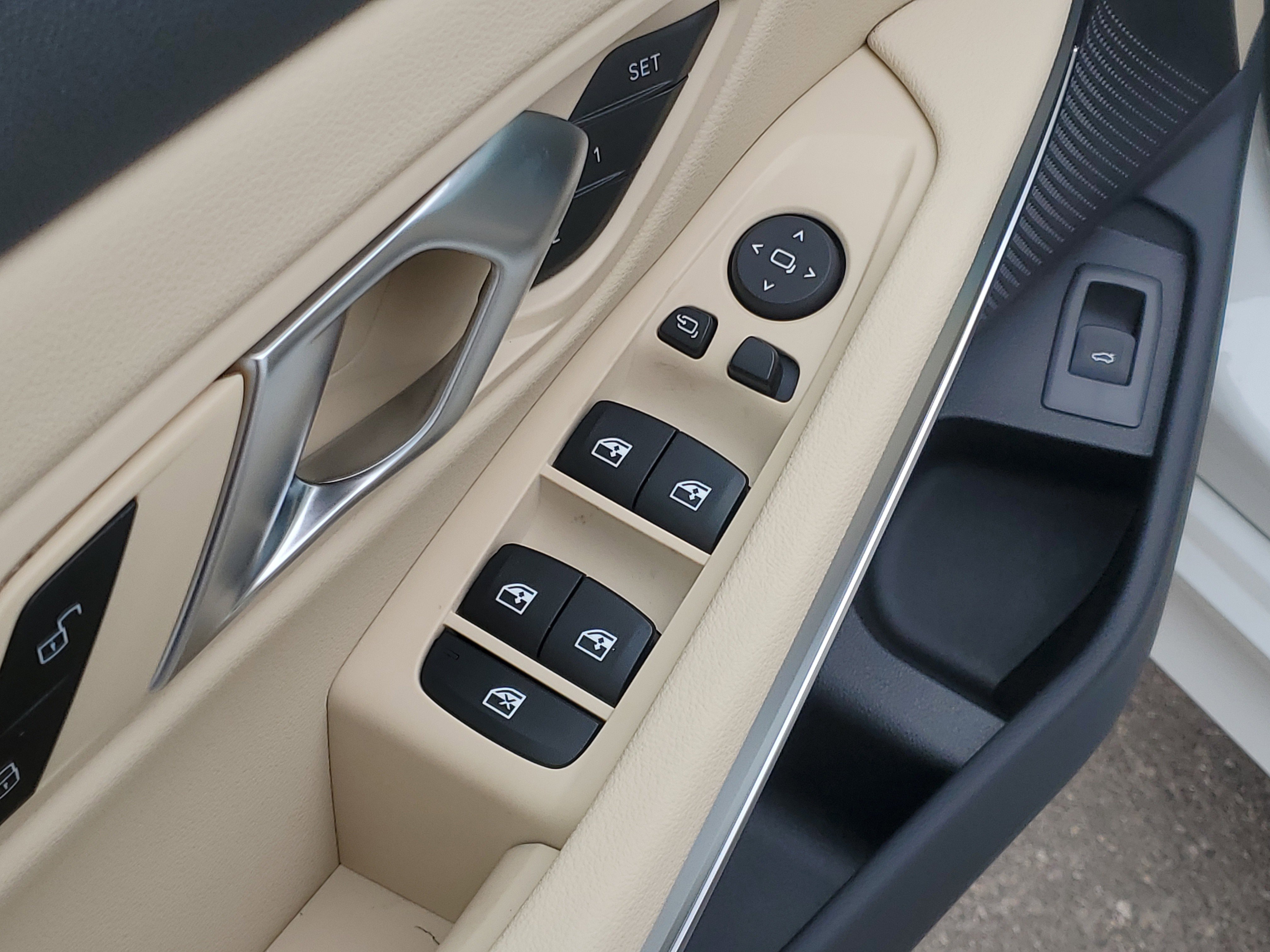 New 2026 BMW 330i xDrive Sedan w/ Premium Package image 6