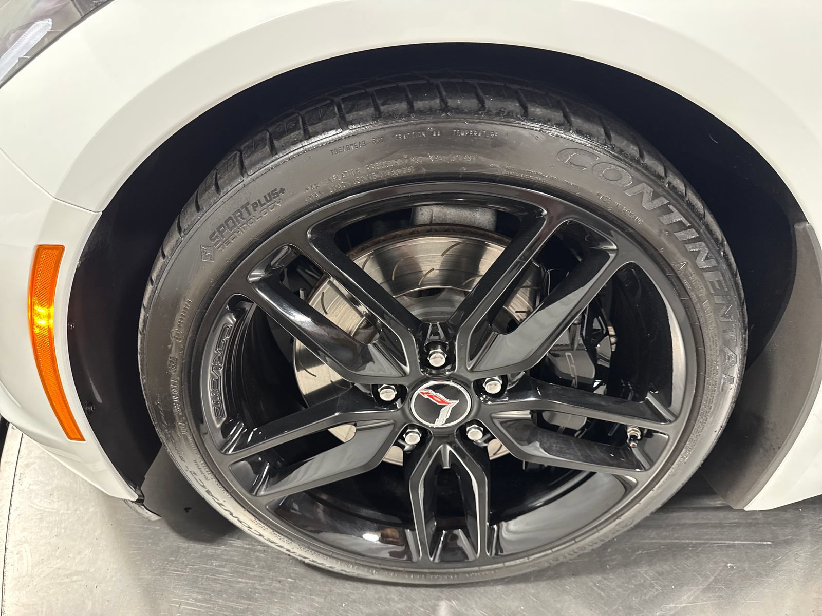 Used 2014 Chevrolet Corvette Stingray Coupe w/ 3LT Preferred Equipment Group RWD image 2
