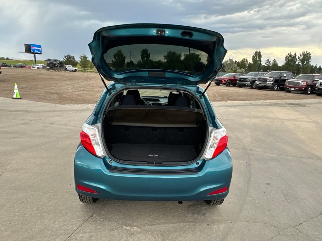 Used 2012 Toyota Yaris LE FWD image 21