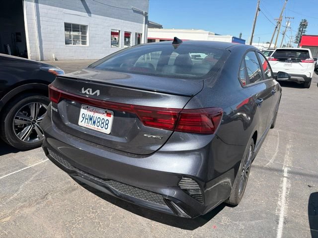 Used 2023 Kia Forte GT-Line w/ GT-Line Technology Package FWD image 5