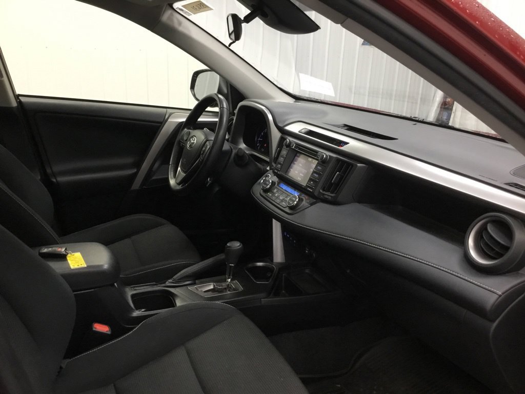 Used 2018 Toyota RAV4 XLE w/ Plus Extra Value Package AWD/4WD image 49