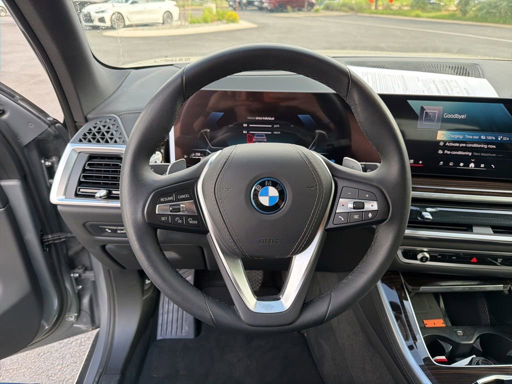 Used 2025 BMW X5 xDrive50e w/ Climate Comfort Package AWD/4WD image 13
