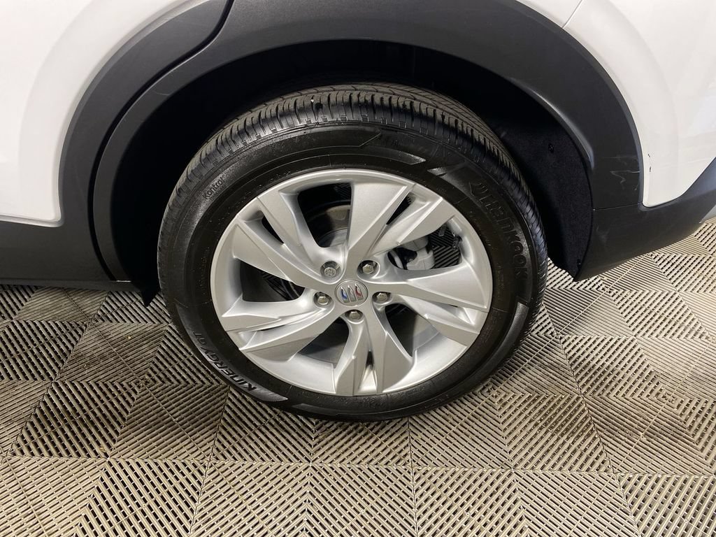 Certified 2024 Buick Encore GX Preferred AWD/4WD image 10