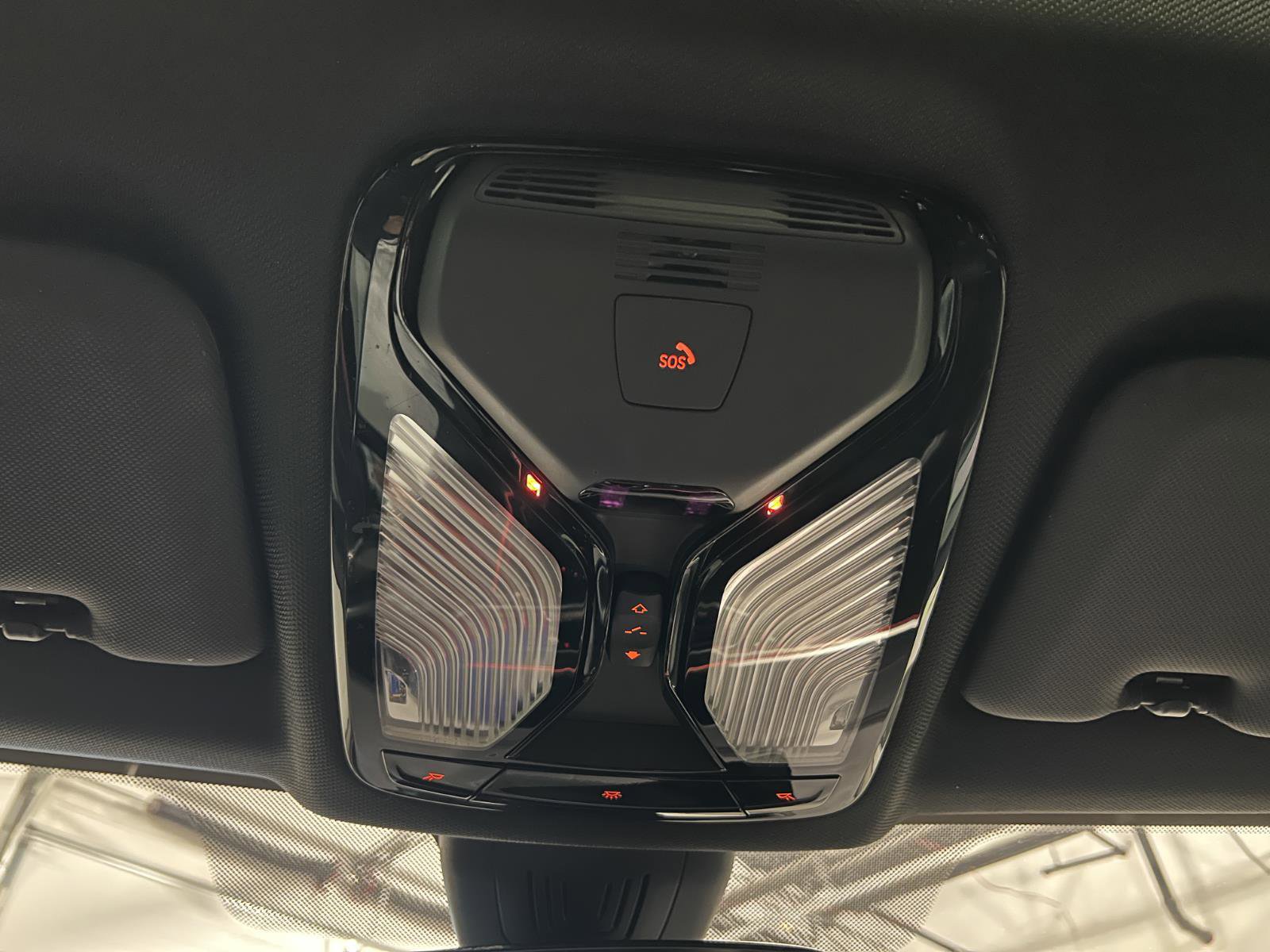 Used 2020 BMW X5 xDrive40i w/ Premium Package image 23