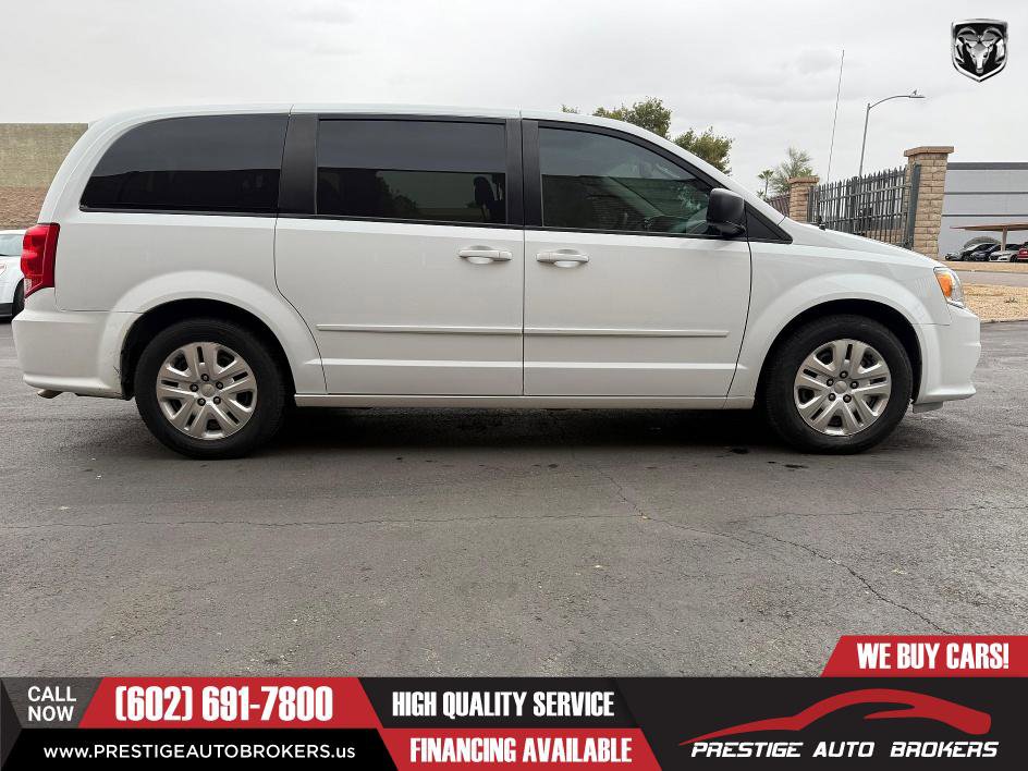 Used 2016 Dodge Grand Caravan SE w/ Quick Order Package 29E SE FWD image 6