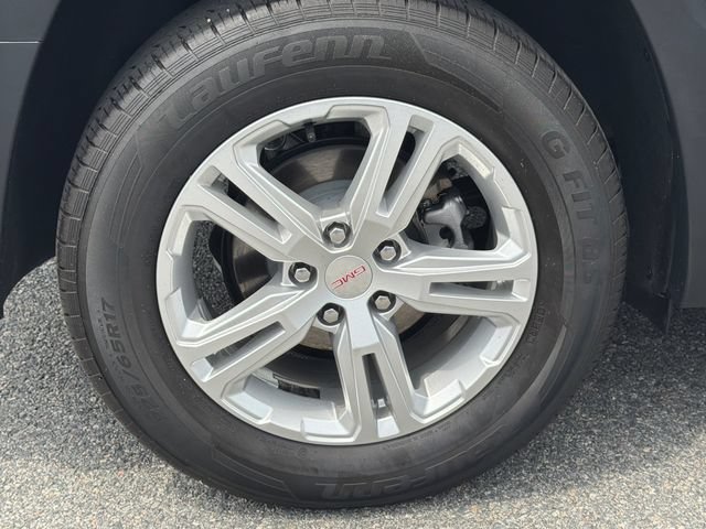 Used 2024 GMC Terrain SLE AWD/4WD image 17