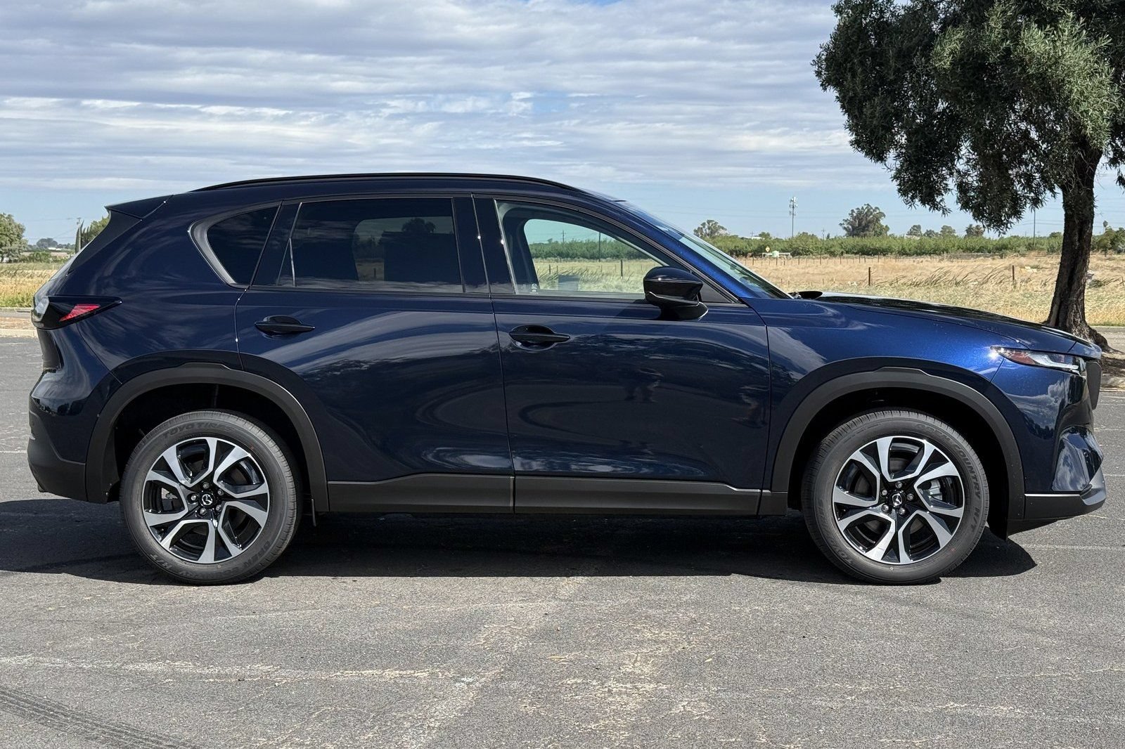 New 2026 MAZDA CX-5 Preferred AWD/4WD image 3