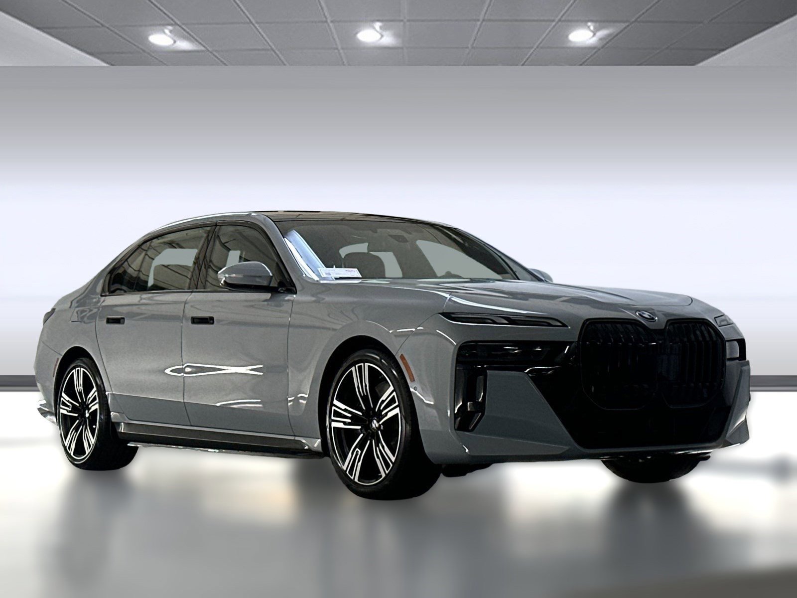 Used 2026 BMW i7 eDrive50 w/ M Sport Package image 7