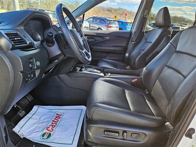 Used 2022 Honda Pilot Touring image 7