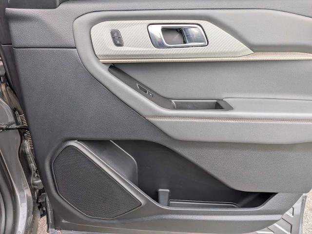 Certified 2025 Ford Explorer Active w/ Active Comfort Package image 22