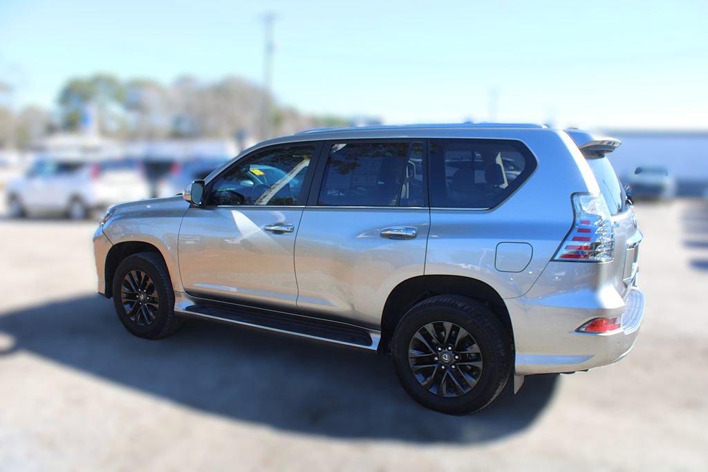 Used 2023 Lexus GX 460 Premium w/ Premium Package image 13