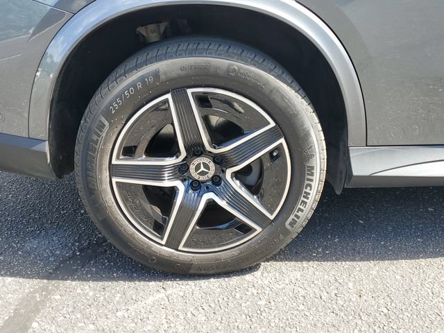 Used 2023 Mercedes-Benz GLC 300 4MATIC image 5