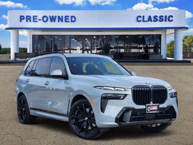 Used 2026 BMW X7 xDrive40i w/ M Sport Package image 1