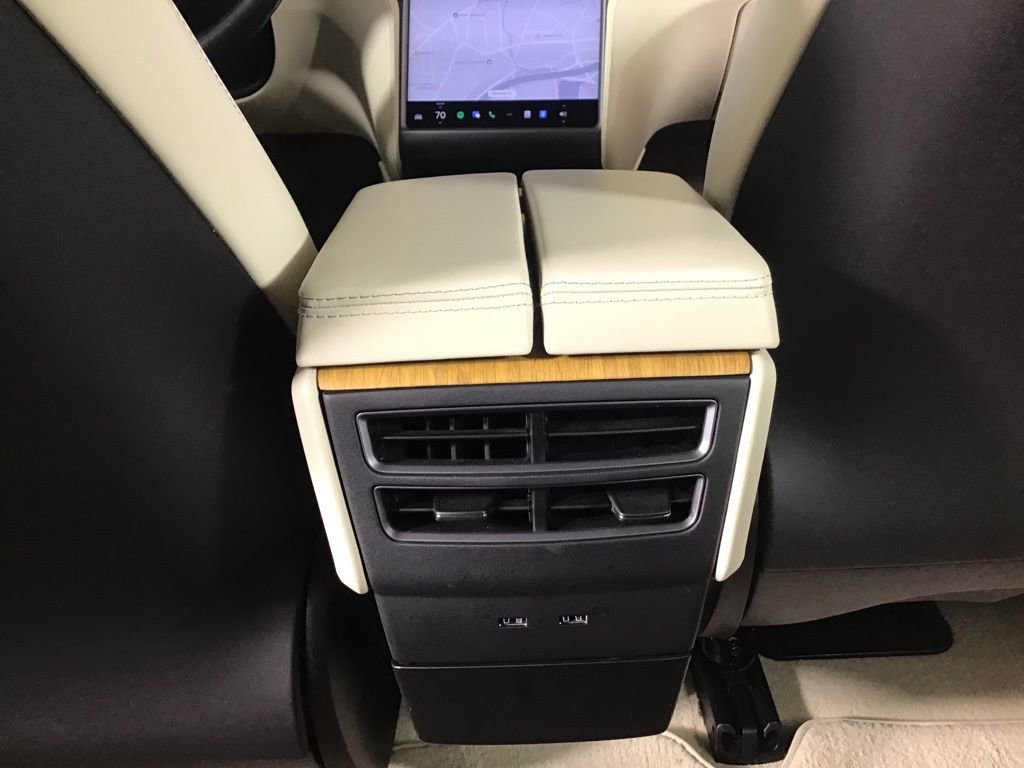 Used 2018 Tesla Model S 100D image 27