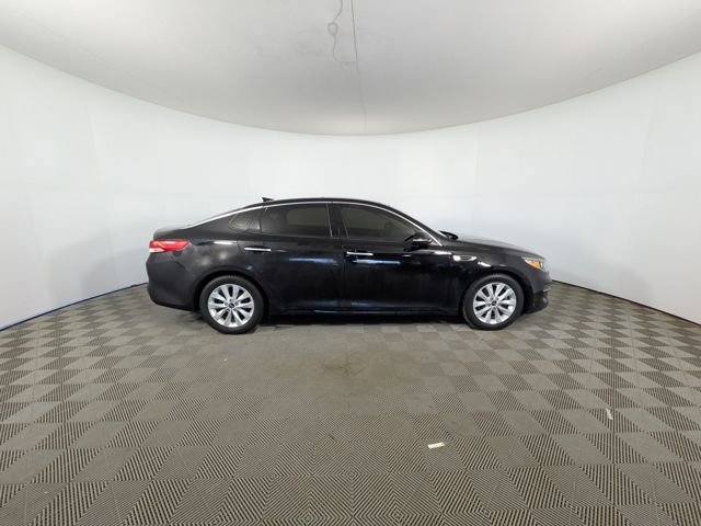 Used 2016 Kia Optima EX w/ Option Group 040 image 32