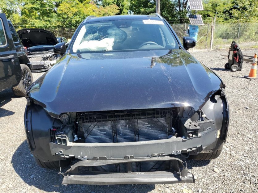 Used 2025 Volvo XC90 B6 Plus w/ Protection Package Premier image 2