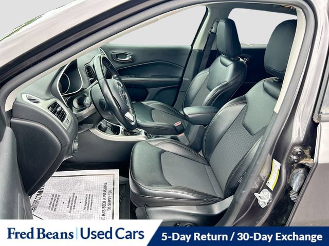 Used 2019 Jeep Compass Latitude w/ Popular Equipment Group AWD/4WD image 27