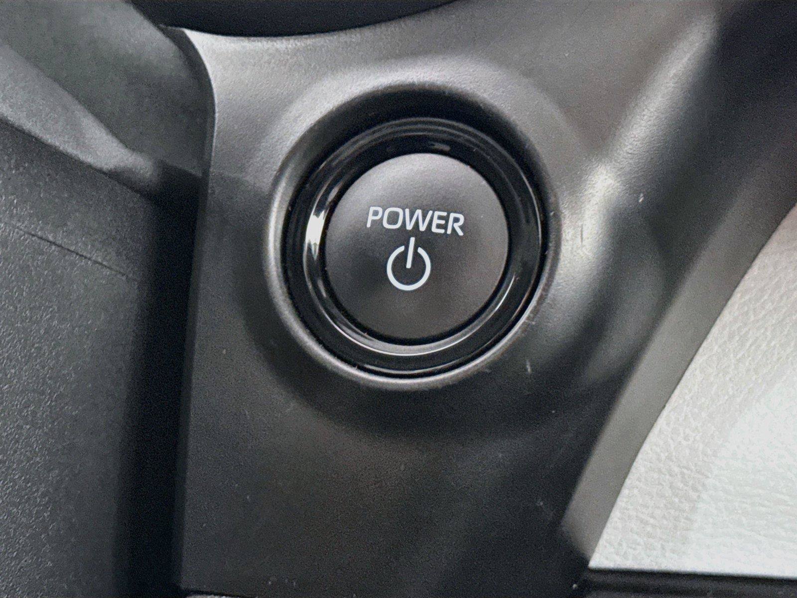 Certified 2026 Toyota Sienna XLE FWD image 21