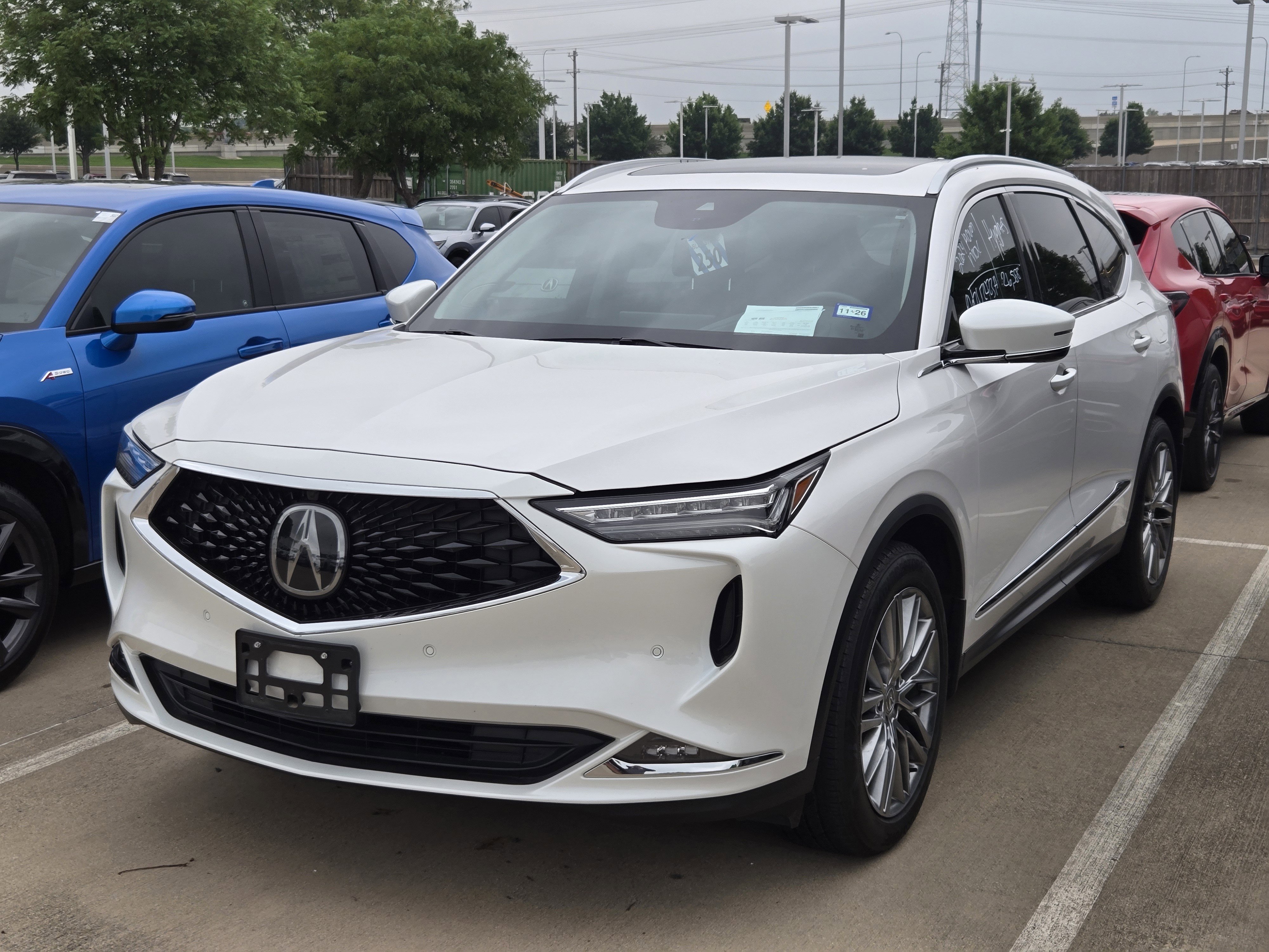 Used 2024 Acura MDX SH-AWD w/ Advance Package image 1