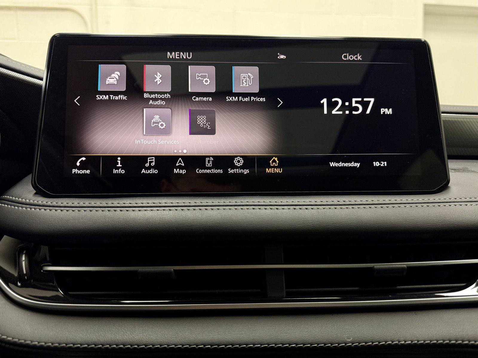 Used 2023 INFINITI QX60 Luxe w/ Cargo Package AWD/4WD image 33