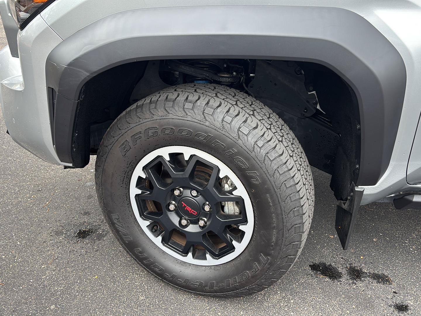 Used 2024 Toyota Tacoma TRD Off-Road w/ TRD Off Road Premium Package AWD/4WD image 5