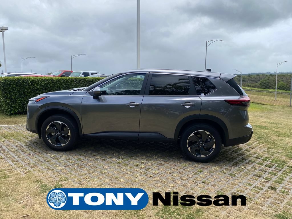 Used 2025 Nissan Rogue SV FWD image 4