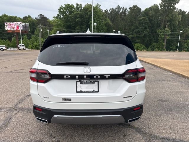 New 2026 Honda Pilot Touring image 6