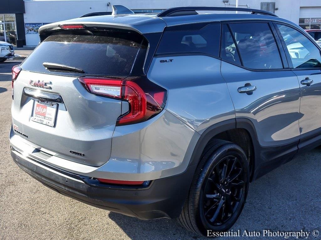 Used 2024 GMC Terrain SLT w/ Tech Package image 7