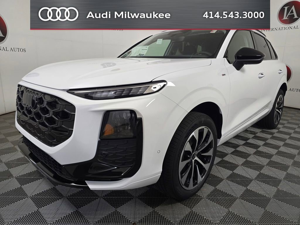 New 2026 Audi Q3 quattro 2.0T AWD/4WD image 5