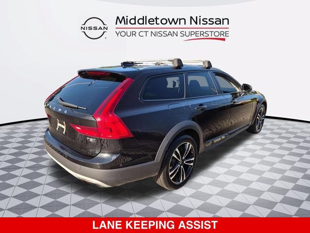 Used 2018 Volvo V90 T5 Cross Country w/ Convenience Package AWD/4WD image 3