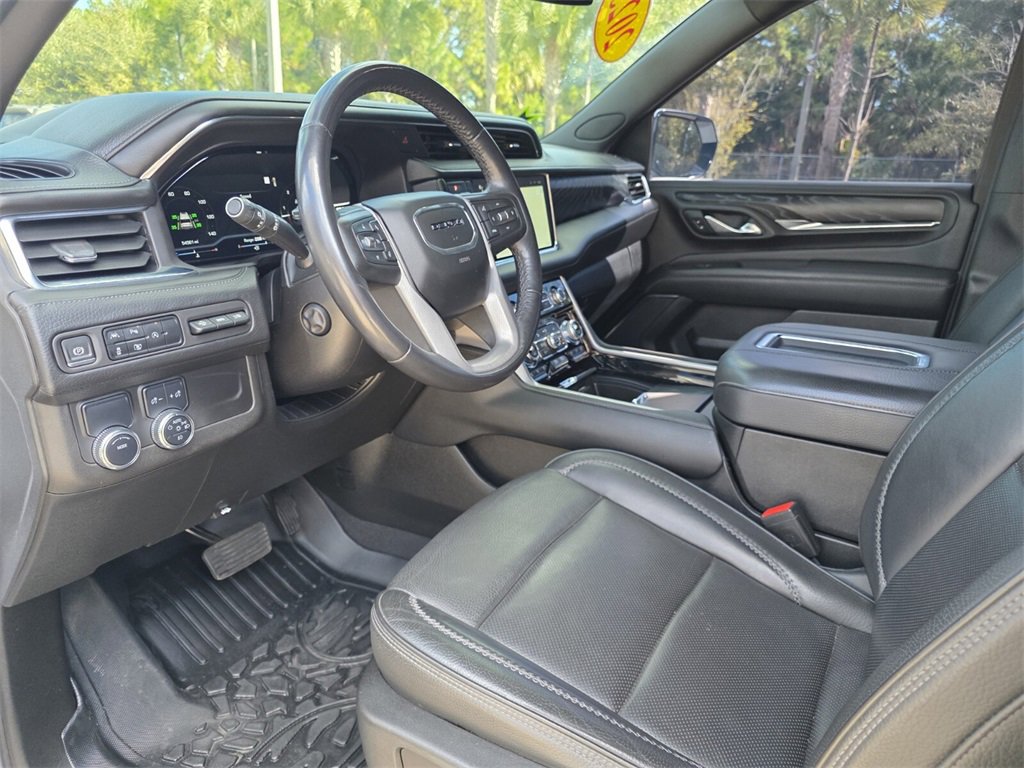 Used 2023 GMC Yukon Denali image 28