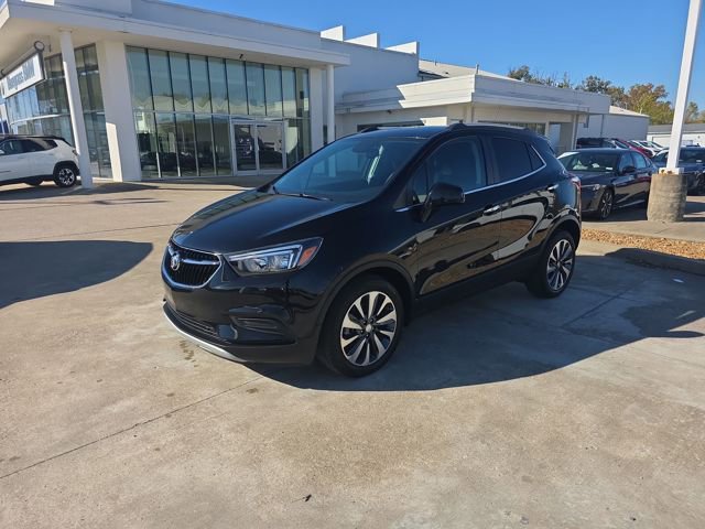 Used 2022 Buick Encore Preferred image 1